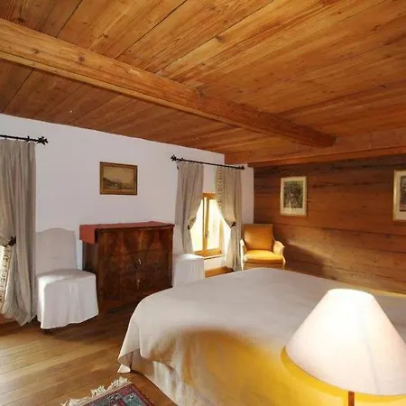 Sleeps 8 Wifi דירה Rougemont