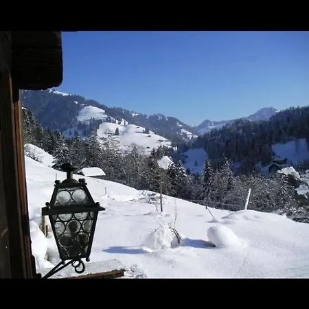 Sleeps 8 Wifi Rougemont